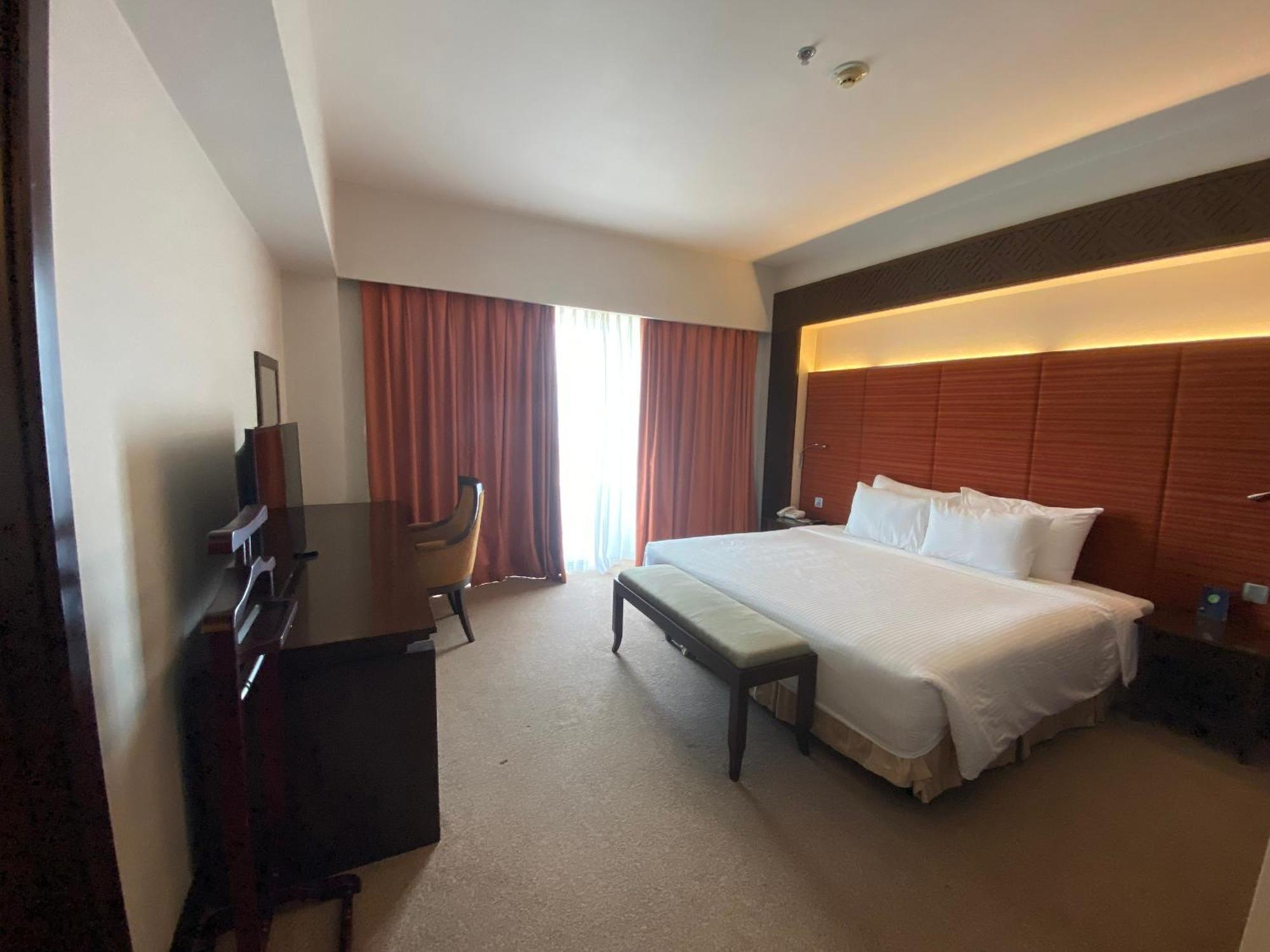Muong Thanh Holiday Hue Hotel Szoba fotó